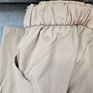 Lululemon khaki pants